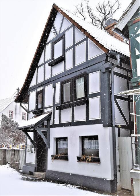 Fachwerkhaus Mitten In Der Altstadt - Ferien In Rotenburg Rotenburg an der Fulda Exteriör bild
